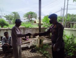 Ditpolairud Polda Banten Bagikan Masker Kepada Masyarakat di Grenyang Bojonegara