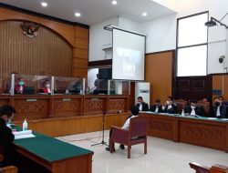 Terdakwa Briptu Fikri Ramadhan dan Ipda M Yusmin Ohorella divonis bebas terkait perkara penembakan laskar FPI di Km 50