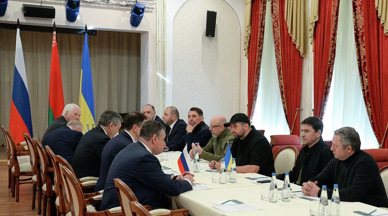 rusia dan ukraina temukan sejumlah titik temu dalam negosiasi damai pertama lOw2yF9n3y