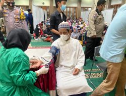 Polda Metro Jaya Gelar Vaksin di Masjid Raya Jagakarsa