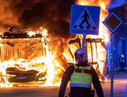 Kericuhan di Swedia Dipicu Insiden Rencana Pembakaran Al-Quran, ini Kronologinya