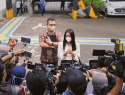 Sidang Perdana Nirina Zubir di PN Jakbar Terkait Kasus Mafia Tanah