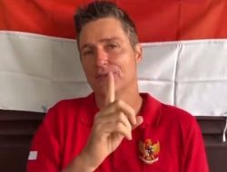 Cinta NKRI, Bule Jerman Artikan Filosofi Lima Butir Pancasila