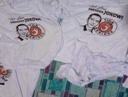 Viral! Muncul Gerakan Melalui Kaos ‘We Love Presiden Jokowi Tiga Periode’ di Ende NTT