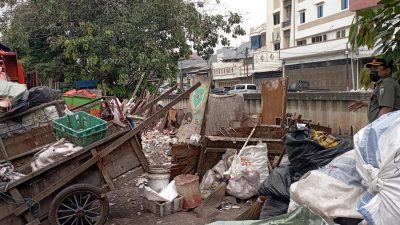 Menyoal Bau Busuk Sampah di Krukut, PSI Minta Langkah Kongkrit dari Dinas LH