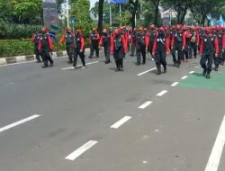 Ribuan Masa Aksi Buruh Geruduk Gedung DPR MPR, ini Tuntutannya