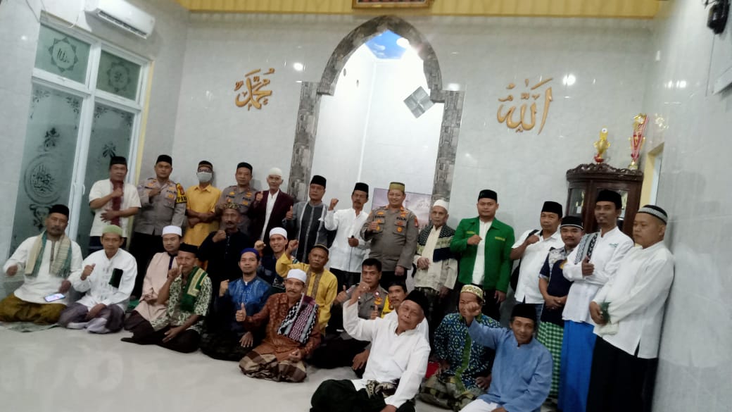 Ampuh Tingkatkan Kamtibmas Dengan Shalat Subhuh Berjamaah, Ini Pesan Kapolsek Kalideres 1 IMG 20220906 WA0019