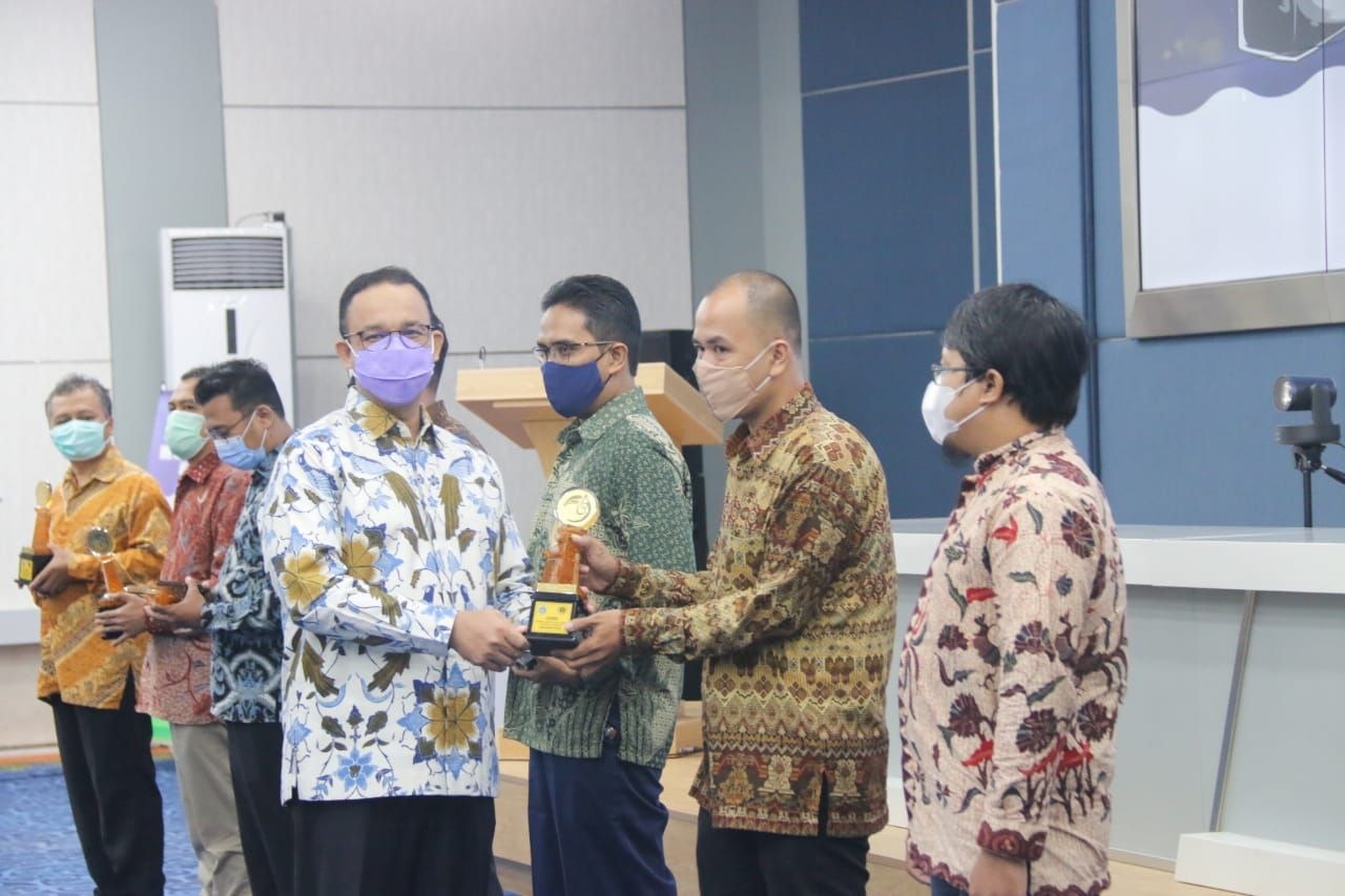 Anies Sampaikan Penghargaan Moehammad Hoesni Thamrin, Terima PWI Jaya Award 1 IMG 20220915 WA0004