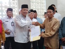 Program Jumat Berfaedah Wali Kota Jakarta Barat Berlangsung di Kembangan Selatan