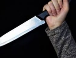 Sadis! Penumpang Enggak Bawa Ongkos Bacok Sopir