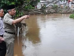 Soal Banjir, Pemkot Jakbar Fokus dengan Keselamatan Warga yang Terdampak