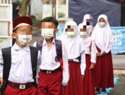 Wali Murid SDN di Cengkareng Bakal Ngadu ke Balai Soal Jual Beli Seragam Sekolah