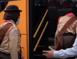 Bus Antar Sekolah Sebagai Upaya Pemkot Jakbar dalam Tangani Tawuran Pelajar