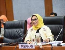 Wakil Ketua Komisi X DPR RI: Guru Pahlawan Tanpa Tanda Jasa dan Teladan Inovasi