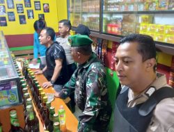Patroli Gabungan TNI dan Polri dan Satpol PP, Puluhan Minuman Keras Lokal Berhasil Diamankan