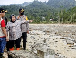 Atasi Kawasan Rawan Terisolasi Akibat Banjir, Mensos Dirikan 4 Lumbung Sosial di Trenggalek