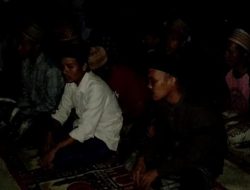 Pengungsi Gempa Cianjur di Desa Gasol Tetap Semangat Baca Sholawat