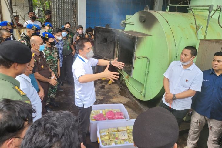 Bareskrim musnahkan barang bukti
