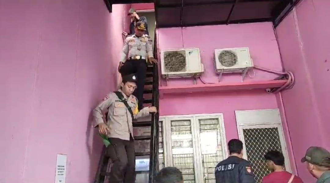 Cegah Kejahatan, Tiga Pilar Tamansari Sidak Kost-kostan di Pinangsia 1 352fd1d2 4017 4bd9 9641 dc4e719323bf