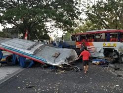 Kecelakaan Dua Bus yang Adu Banteng di Ngawi, Empat Orang Meninggal Dunia