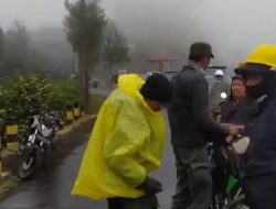 Akhirnya Api Padam, Kawasan Gunung Bromo Diguyur Hujan