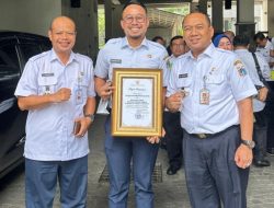 Bikin Bangga Jakbar, Kembangan Selatan Kembali Raih Penghargaan dari Pj Gubernur DKI