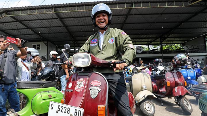 Ganjar Pranowo Akan Kampanye dalam pada Batang kemudian Kendal Hari Ini: Temui Buruh Linting Rokok hingga Relawan