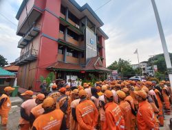 Tiga Pilar Kelurahan Srengseng Lakukan Pembinaan Pegawai dengan Silaturahim 
