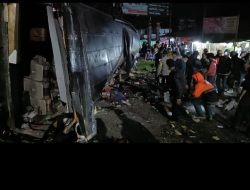 Kecelakaan Turunan Ciater, Rem Blong Bus Rombongan SMK Asal Depok Terguling Tewaskan Banyak Siswa