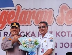 Kapolsek Johar Baru Menghadiri Festival Kebudayaan HUT DKI Jakarta Ke-974 Kecamatan Johar Baru