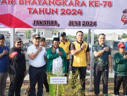 Kompak Sambut HUT Bhayangkara ke-78, Polres Metro Jakbar dan Forkopimko Gelar Aksi Sosial
