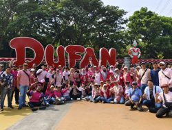 PJ Gubernur Jakarta Beri Penghargaan Kelurahan Kembangan Salah Satu Pemenang Lomba Kelurahan Terbaik