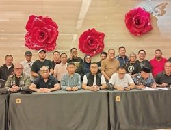 Naik Meja Saat Sidang Pengadilan, Firdaus Oiwobo Diberhentikan Tidak Hormat Oleh Kongres Advokat Indonesia