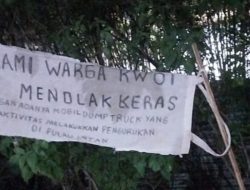 Warga Kembangan Selatan Keluhkan Polusi dan Kerusakan Jalan Akibat Truk Pengangkut Tanah Proyek Pulau Intan