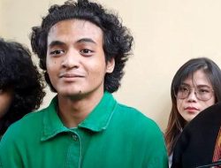 Dinyatakan Bersalah, Vadel Badjideh Divonis 9 Tahun Penjara Denda Rp 1 Miliar 12 Dinyatakan Bersalah, Vadel Badjideh Divonis 9 Tahun Penjara Denda Rp 1 Miliar
