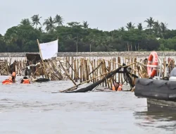 Pagar Laut Belum Sepenuhnya Dicabut, Nelayan Merasa Dibohongi Pemerintah