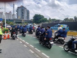 Geruduk Gedung DPR, Ratusan Mahasiswa Tolak Pengesahan RUU TNI
