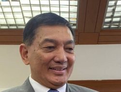 Menhan Sjafrie Sjamsoeddin Berikan Klarifikasi Terkait Jabatan Letkol Teddy Indra Wijaya sebagai Seskab