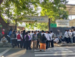 Miris, Menjelang Hardiknas Siswa Siswi SMK PGRI 24 Tidak Dapat Belajar