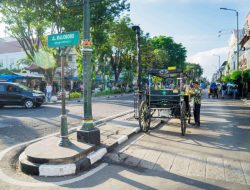 Wisatawan Keluhkan Bau Pesing di Kawasan Malioboro, Walikota Wacanakan Penggunaan Pampers