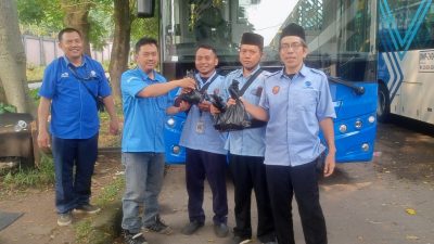 PUK SPTI – KSPSI Trans DKI Jakarta Salurkan Ratusan Kantong Daging Kurban