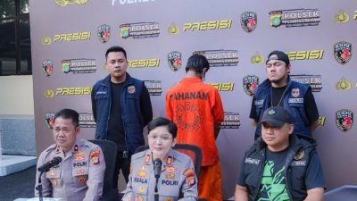 “Gegana” Hanafi Bakar Rumah Istrinya Sepulang Dari Warung Jamu