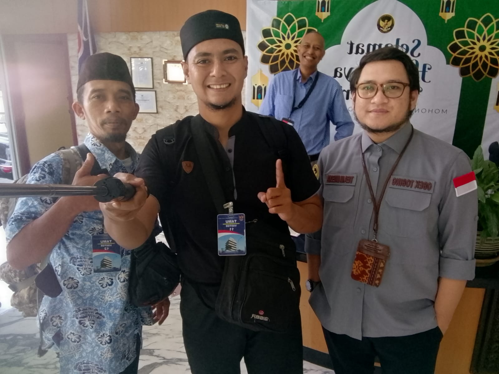 Kisah Perjalanan Spiritual Selebgram Mike Syehan Saat Perjalanan dari Indonesia Menuju Mekkah 2 IMG 20250721 WA0000 1