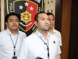 Polres Metro Jakbar Bongkar Sindikat Produksi dan Perdagangan Oli Palsu