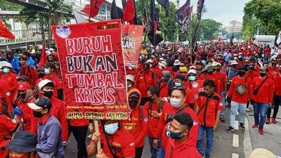 ilustrasi demo buruh