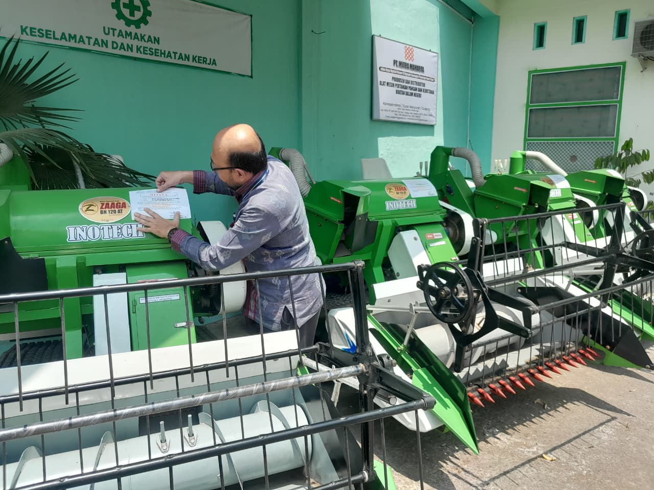 pajak Dolopo 7bb2b1563c