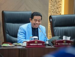 Anggaran DKI 2026 Ditetapkan Rp81,2 Triliun, DPRD Ingatkan Komisi Tak Lampaui Batas 12 Anggaran DKI 2026 Ditetapkan Rp81,2 Triliun, DPRD Ingatkan Komisi Tak Lampaui Batas