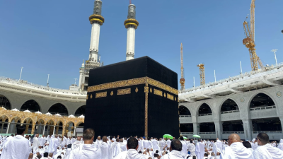 Legalisasi Umrah Mandiri: Antara Kemudahan dan Kekhawatiran Pelaku Usaha