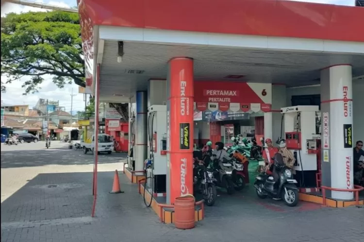 Fenomena Motor Brebet Massal Gegerkan Jawa Timur: Diduga Akibat Pertalite Tercemar 1 motor brebet usai isi pertalite 2217661233