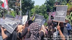 Balai Kota Didemo, Massa Aksi Tuntut Ganti Rugi Lahan yang Digunakan untuk Proyek Pemerintah Provinsi DKI Jakarta 4 IMG 20251104 WA0012